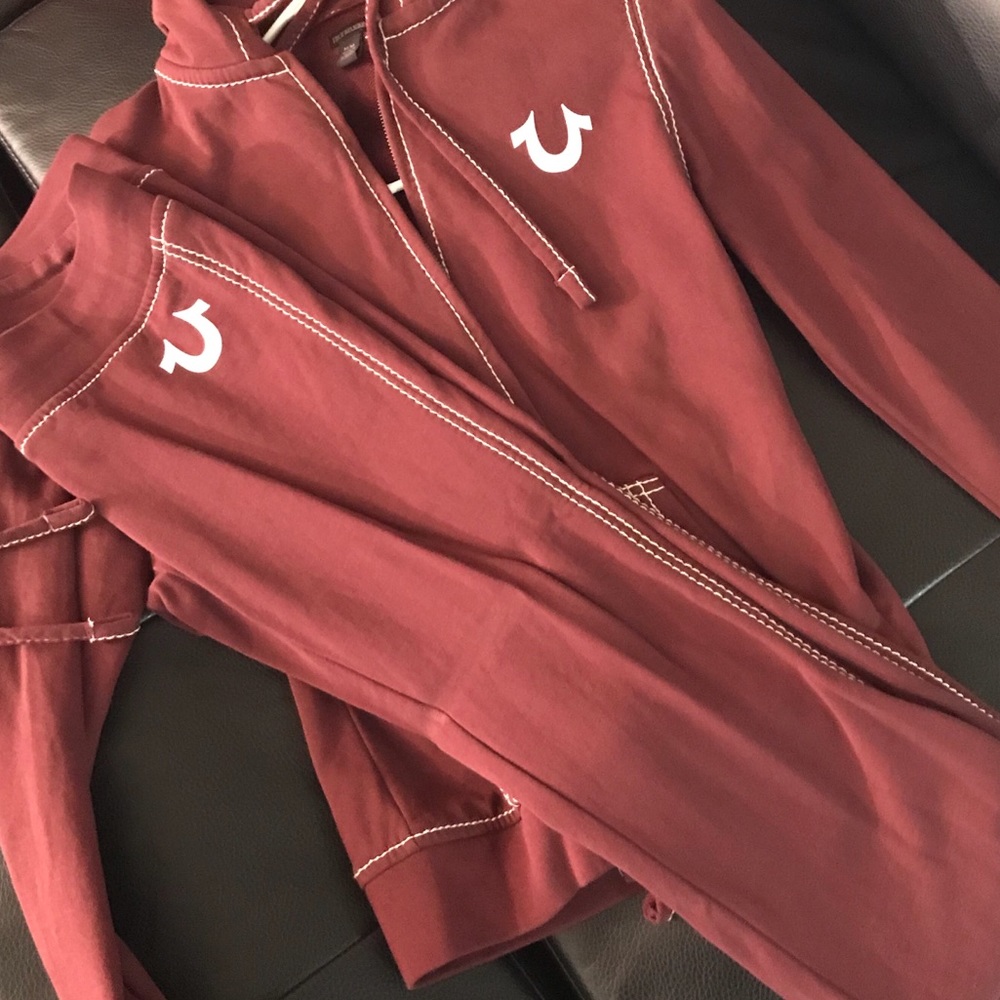 Women’s True Religion Jogging suit